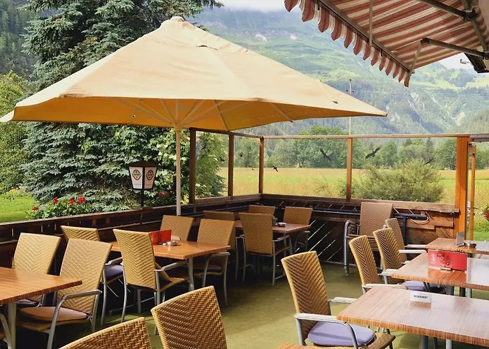 Schwarzer Adler In Haegerau-steeg Naturpark Lechtal 3* Steeg