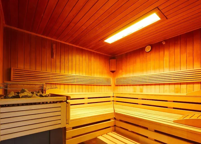 Schwarzer Adler In Haegerau-steeg Naturpark Lechtal 3* Steeg