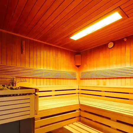 Schwarzer Adler In Haegerau-steeg Naturpark Lechtal 3* Штег