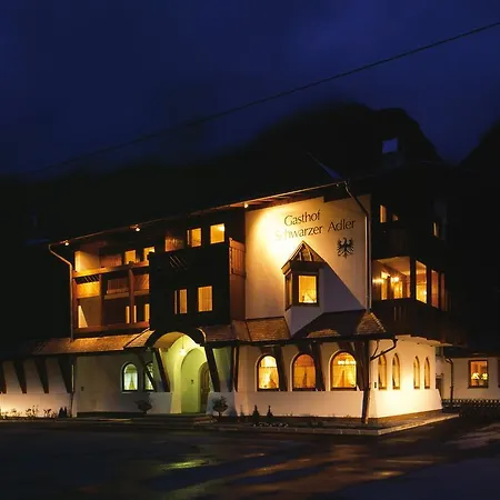 Schwarzer Adler In Haegerau-steeg Naturpark Lechtal Гостевой дом Штег