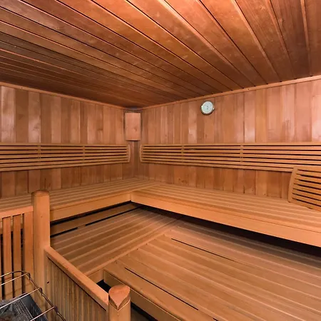 Schwarzer Adler In Haegerau-steeg Naturpark Lechtal 3*