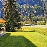 بيت ضيافة Schwarzer Adler In Haegerau-steeg Naturpark Lechtal ستيغ